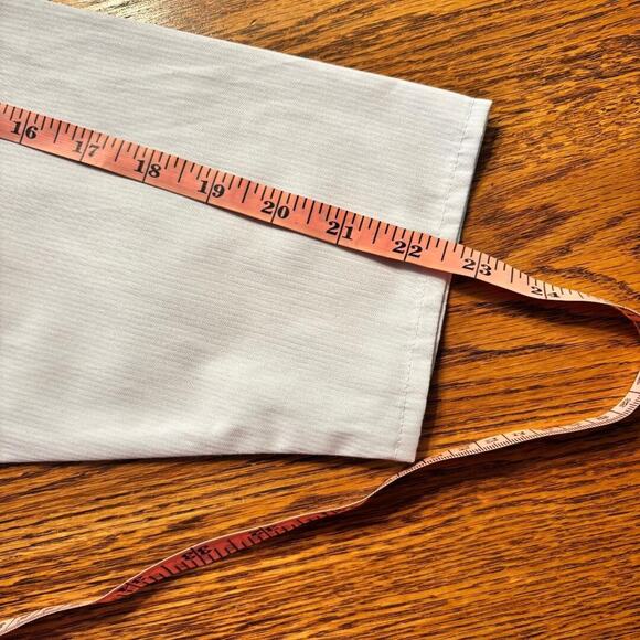 P Taylor White Long Sleeve Snap up Tunic Women's Size M Pockets Oversized - Picture 13 of 14